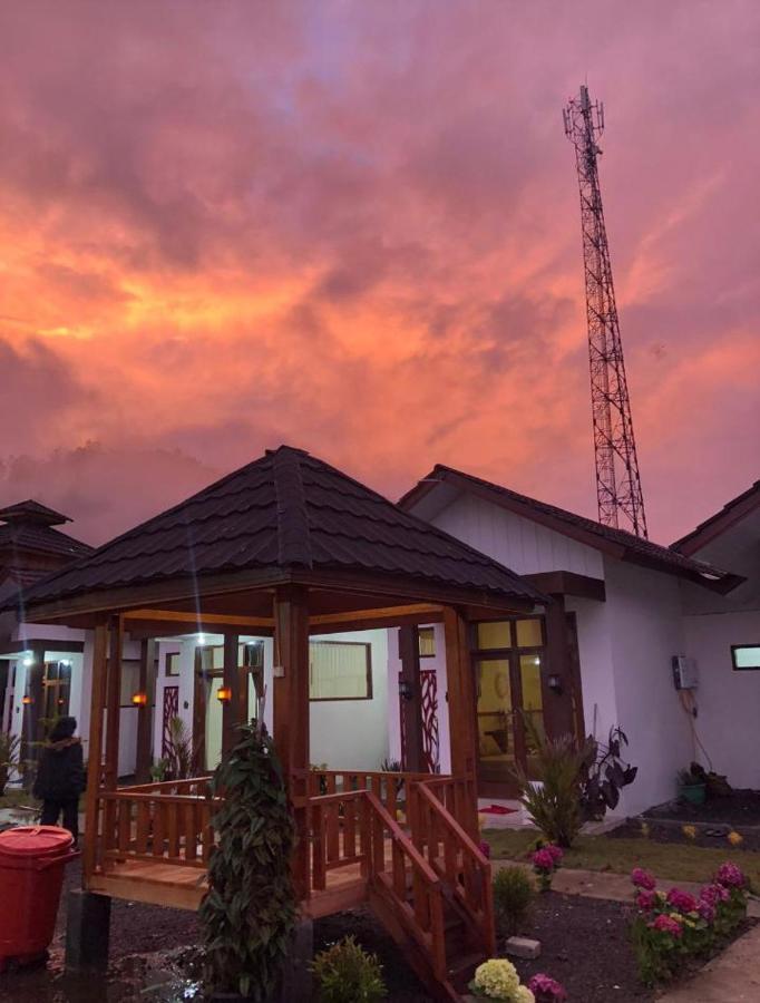 Villa Madinna Dieng Diyeng المظهر الخارجي الصورة